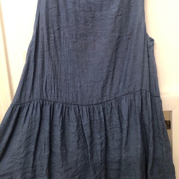 3/$20 • EMBROIDERED BOUTIQUE TOP - Picture 4 of 4